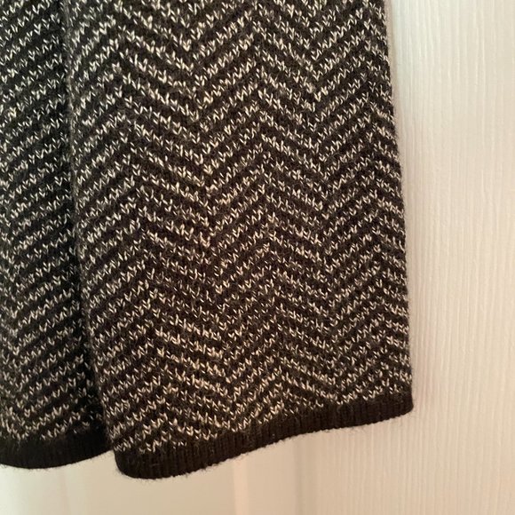 Talbot's 100% Pure Merino Wool Tweed Black and White Jacket (Size Medium) - Picture 6 of 7